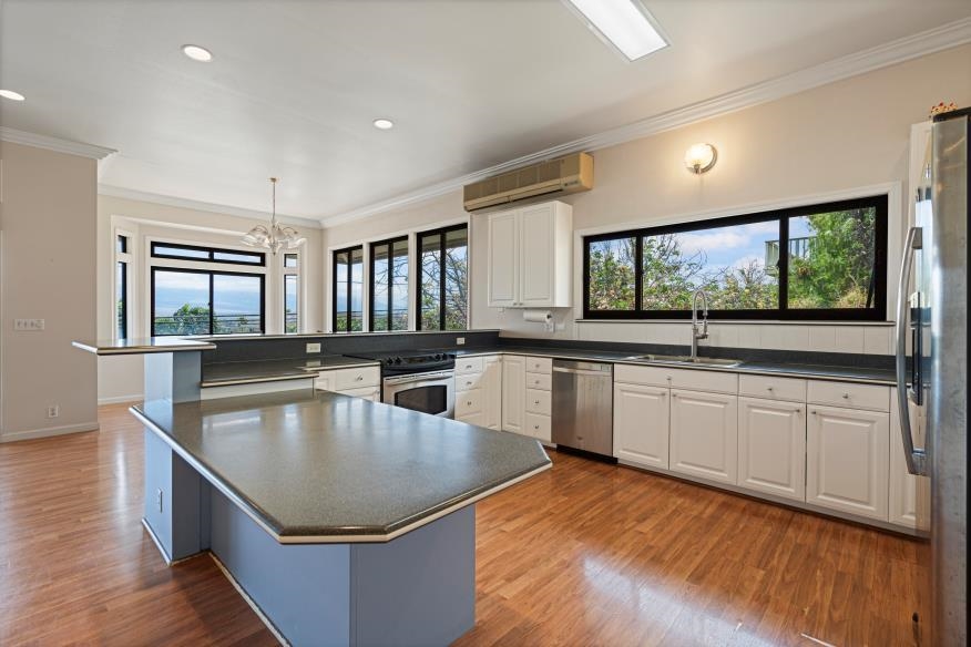 255  Liholiho St Sandhills, Wailuku home - photo 9 of 27