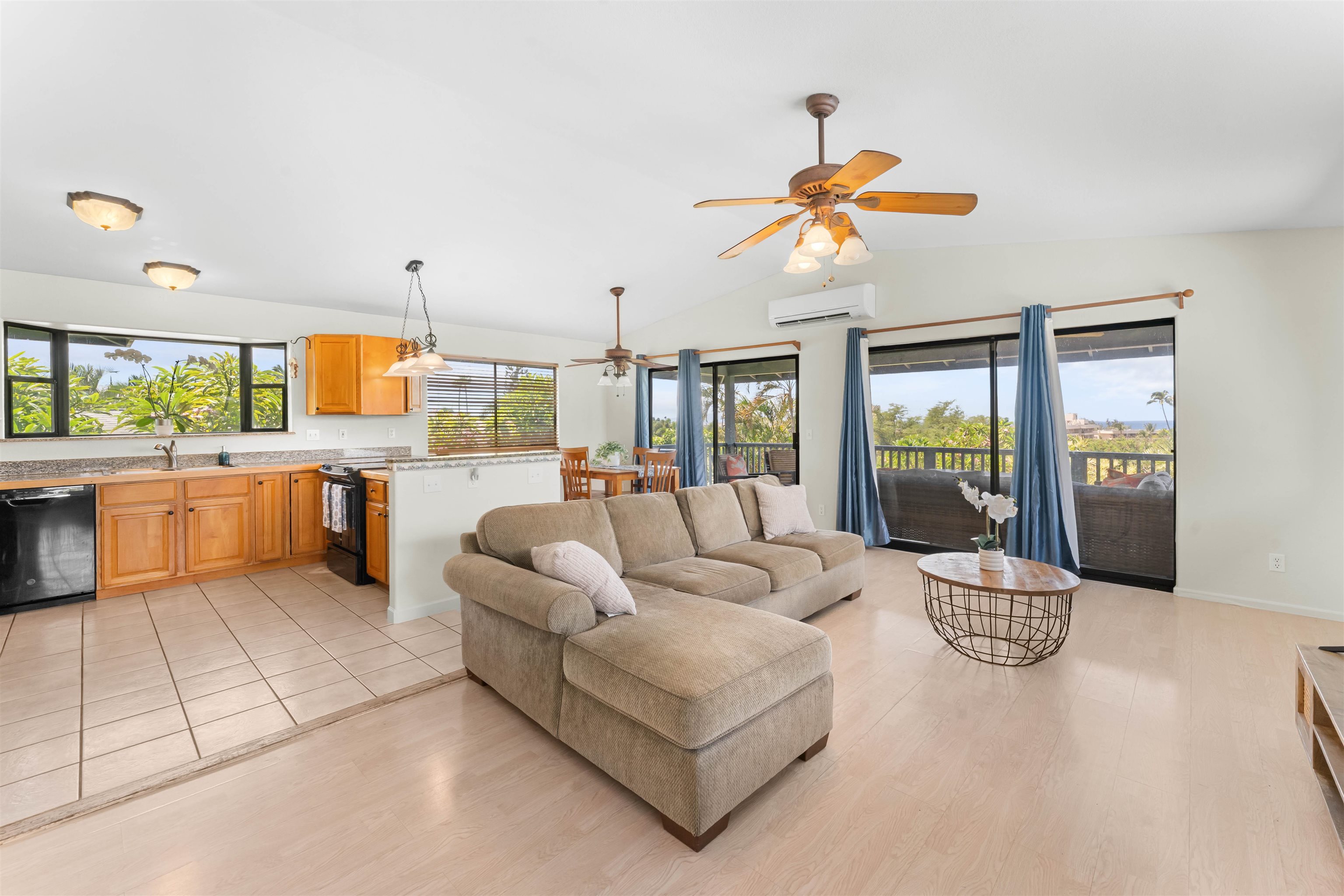 2556  Omiko Pl Keonekai, Kihei home - photo 2 of 27