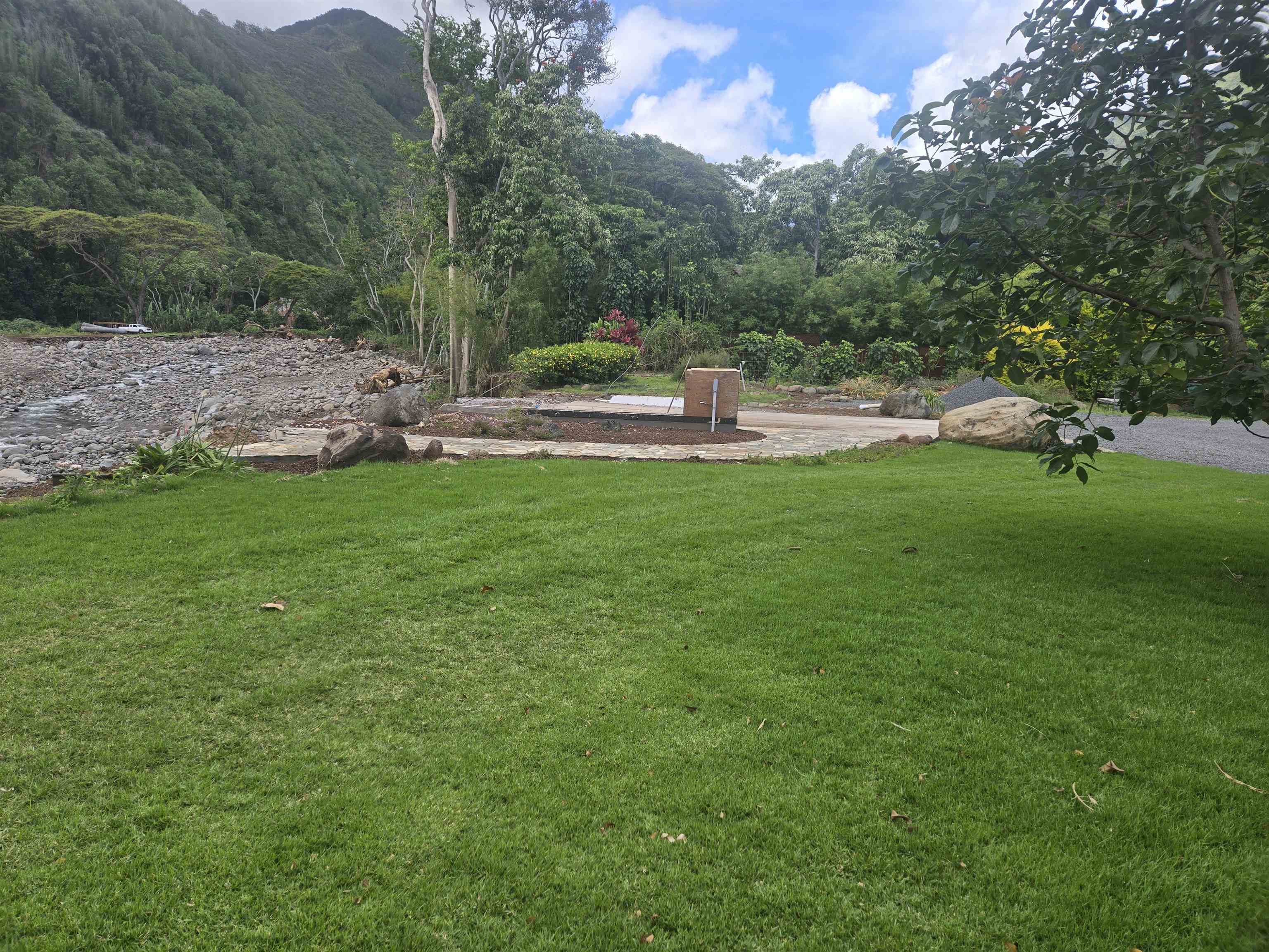 2559  Mokuhau Rd , Wailuku home - photo 16 of 16