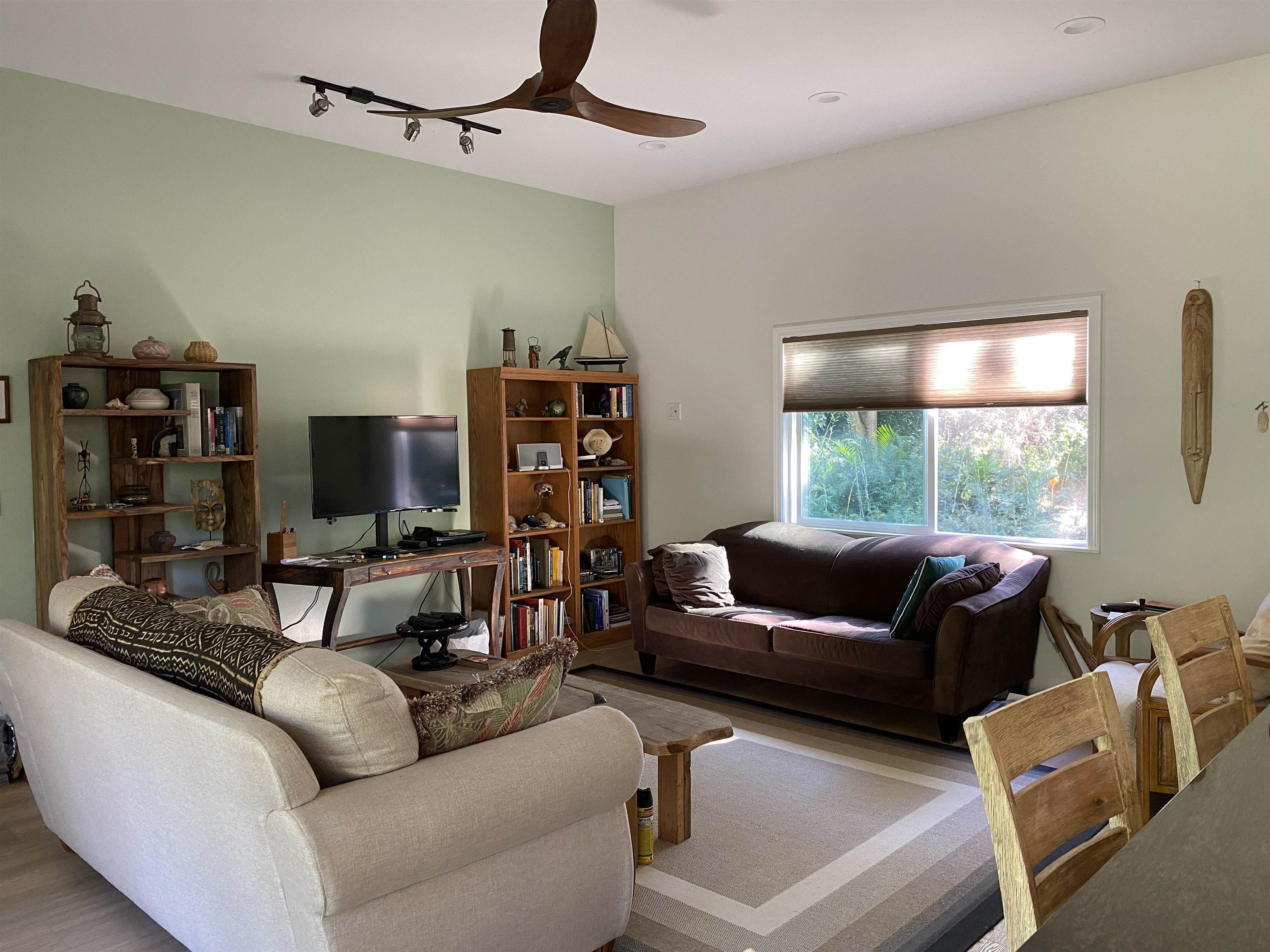 2559  Mokuhau Rd , Wailuku home - photo 3 of 16