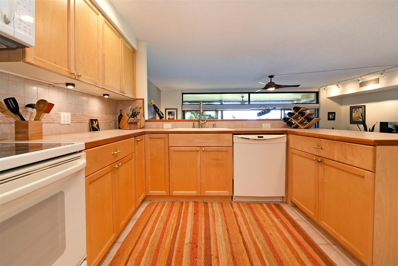 Kaanapali Royal condo # E201, Lahaina, Hawaii - photo 23 of 30