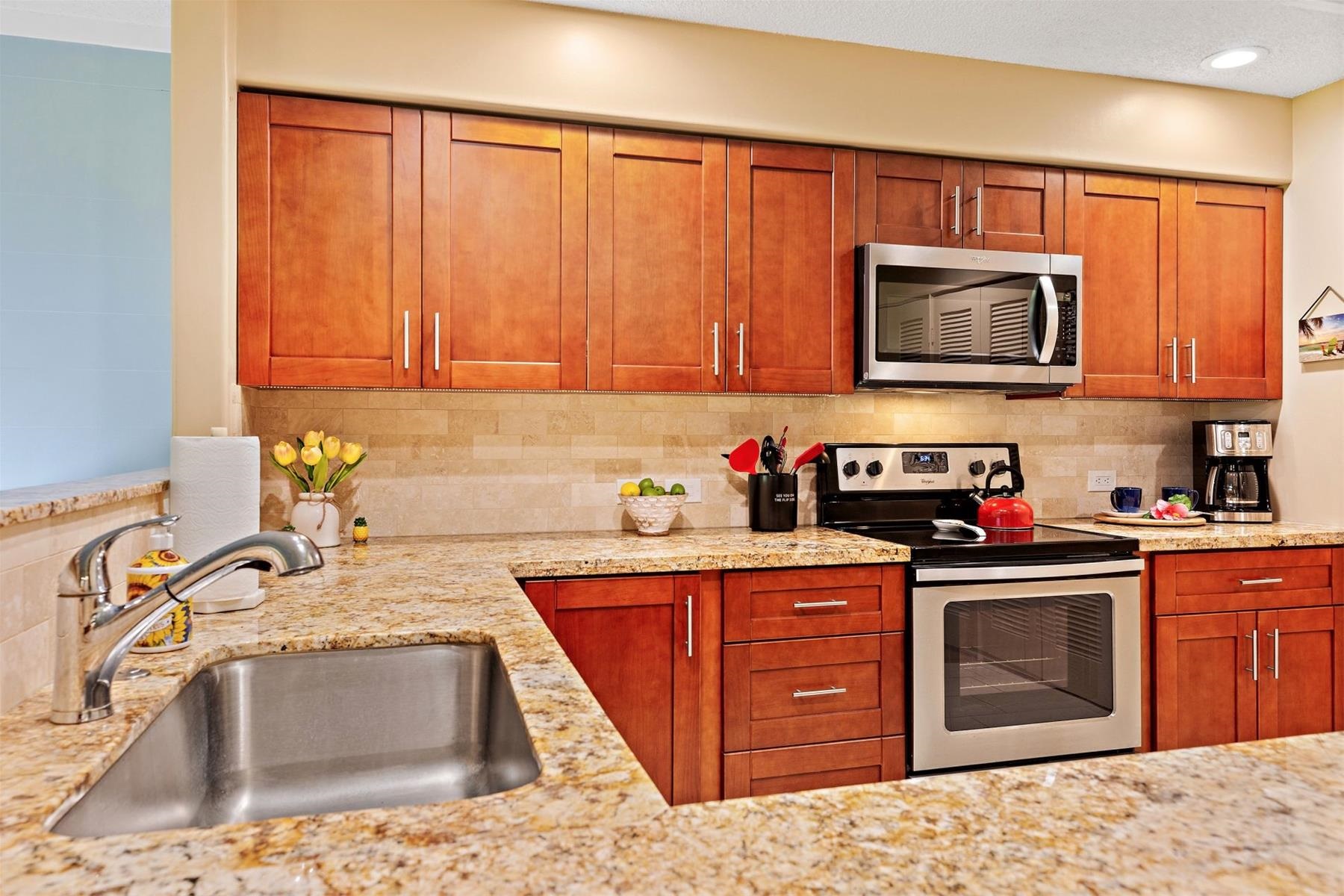 Kaanapali Royal condo # F 102, Lahaina, Hawaii - photo 15 of 36