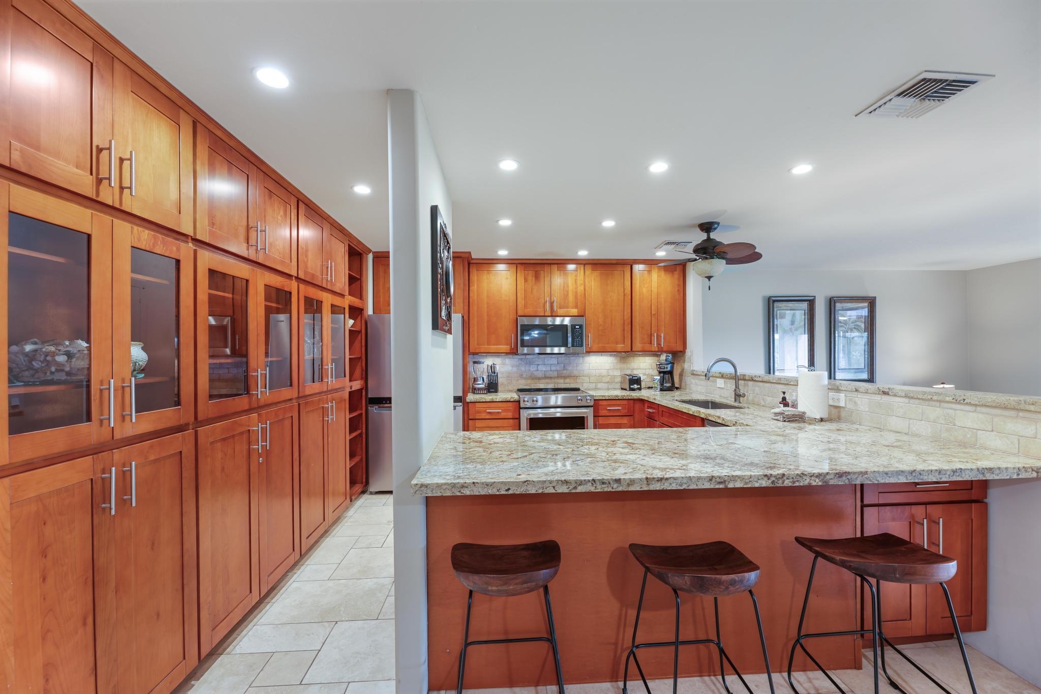 Kaanapali Royal condo # L-201, Lahaina, Hawaii - photo 10 of 49