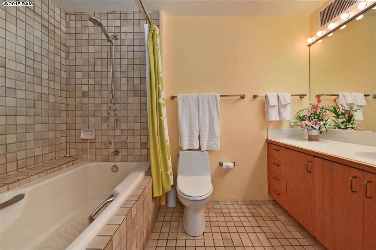 Kaanapali Royal condo # M302, Lahaina, Hawaii - photo 19 of 30