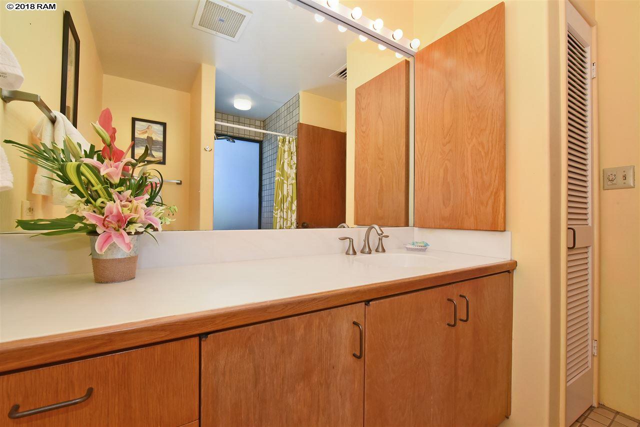 Kaanapali Royal condo # M302, Lahaina, Hawaii - photo 25 of 30