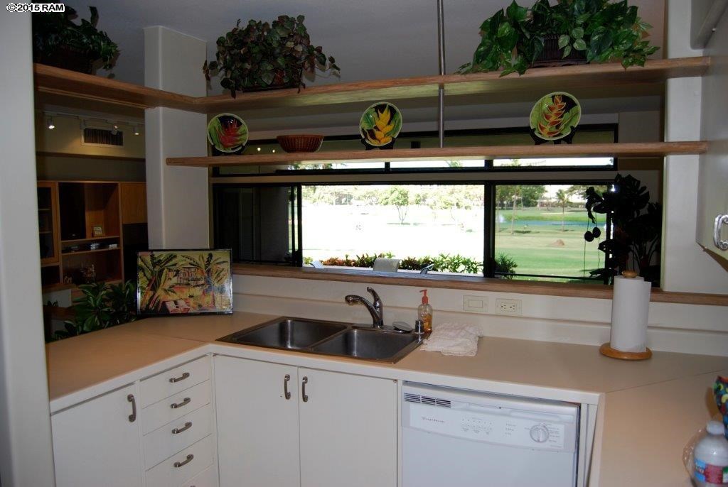 Kaanapali Royal condo # E102, Lahaina, Hawaii - photo 3 of 15