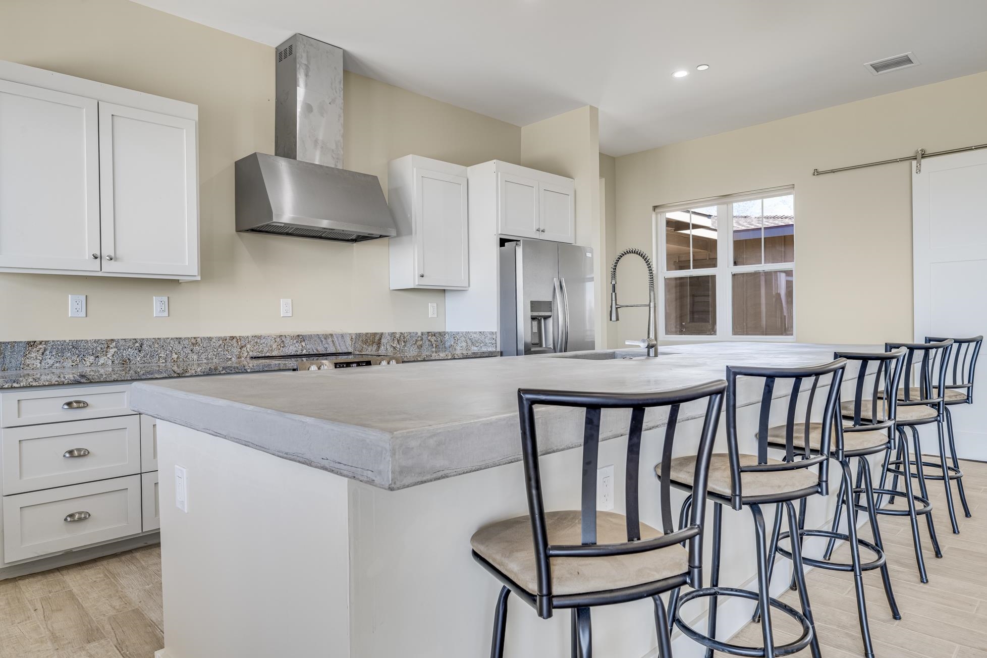 257  Hokiokio Pl Puunoa, Lahaina home - photo 10 of 48