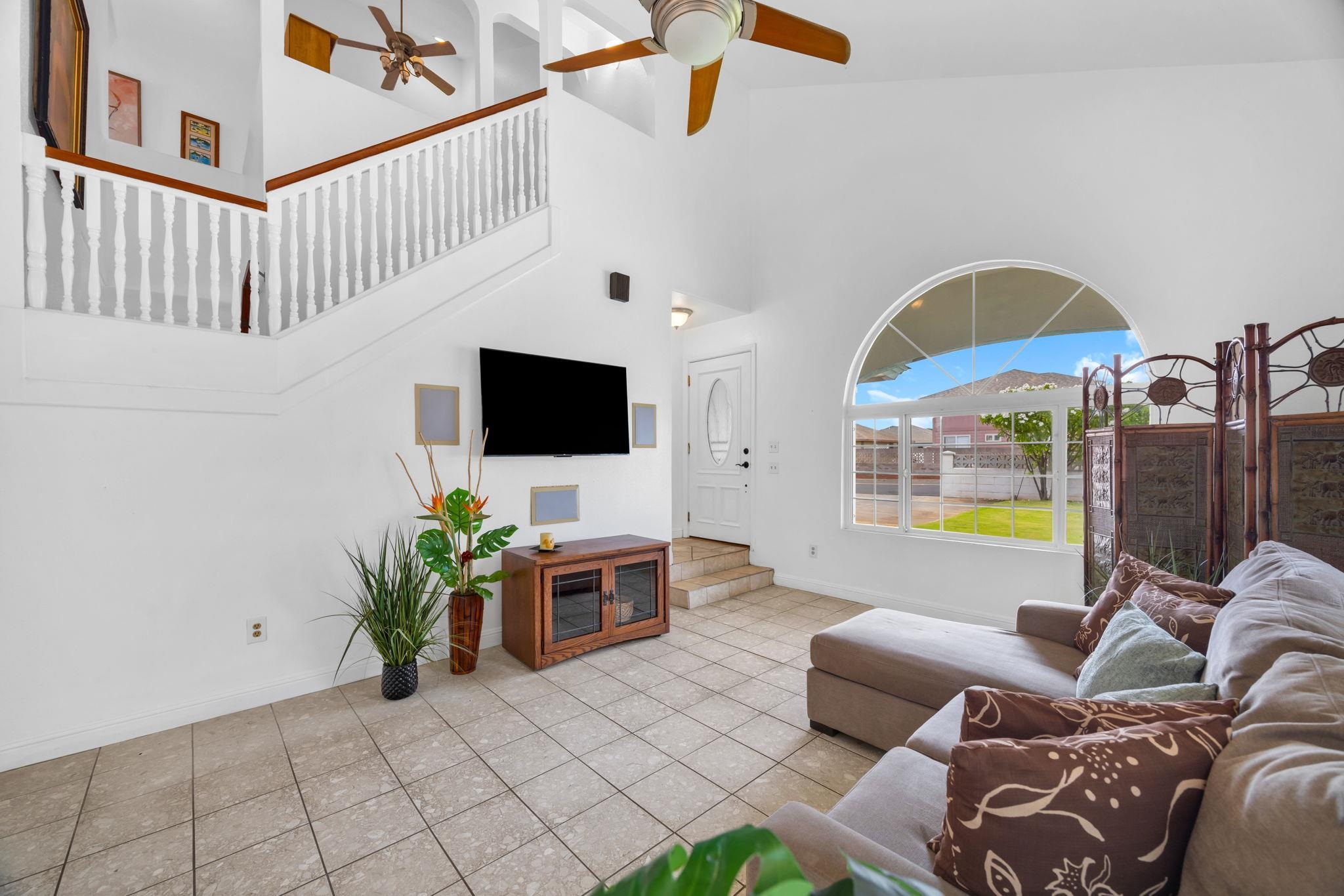 257  Kuualoha St , Kahului home - photo 5 of 47