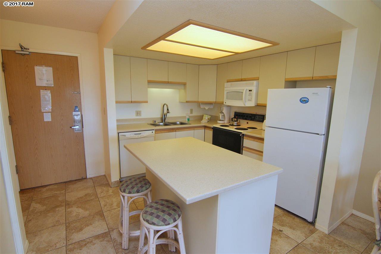 Maui Banyan condo # H-411, Kihei, Hawaii - photo 16 of 26