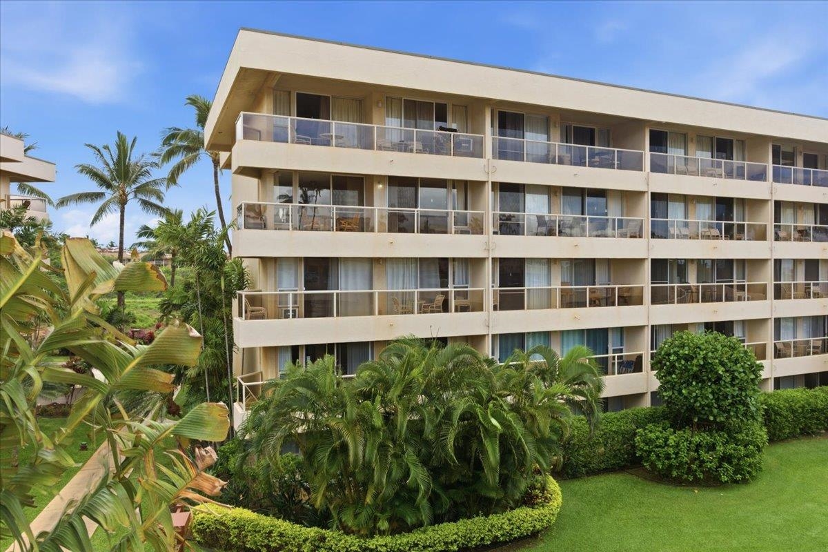 Maui Banyan condo # H414, Kihei, Hawaii - photo 31 of 37