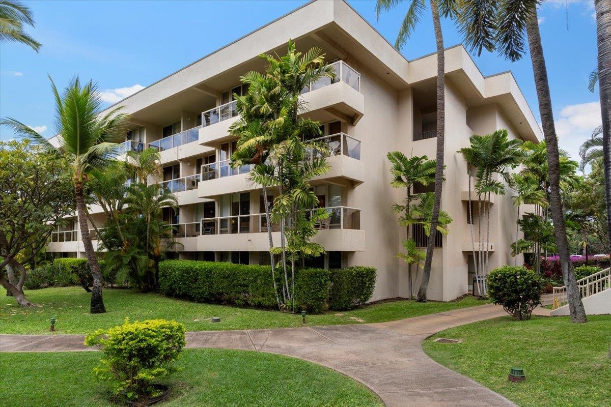 Maui Banyan condo # Q209, Kihei, Hawaii - photo 3 of 37