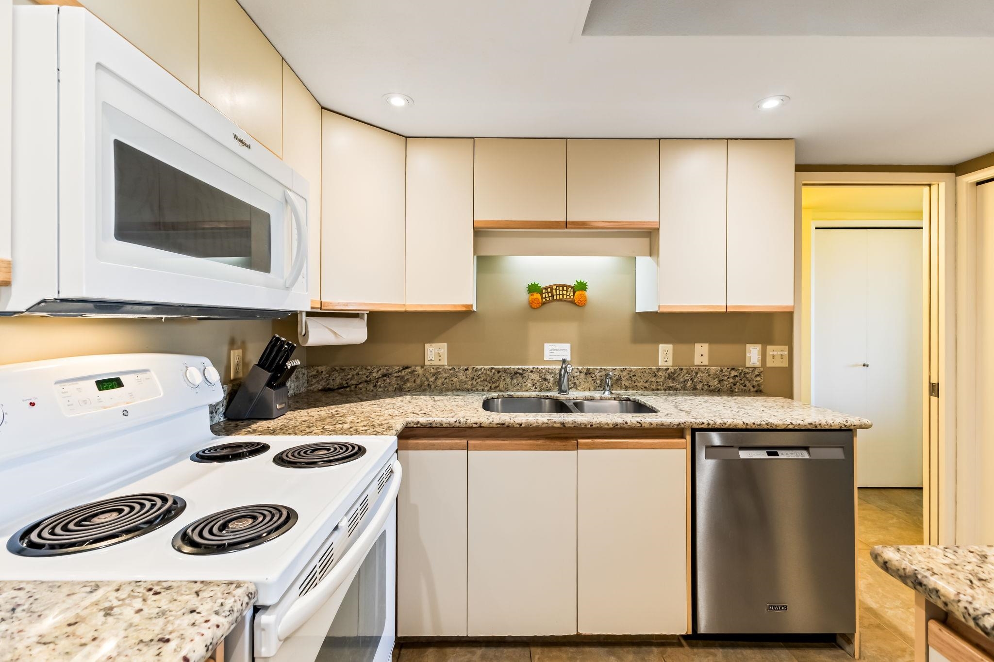 Maui Banyan condo # Q-402, Kihei, Hawaii - photo 7 of 49