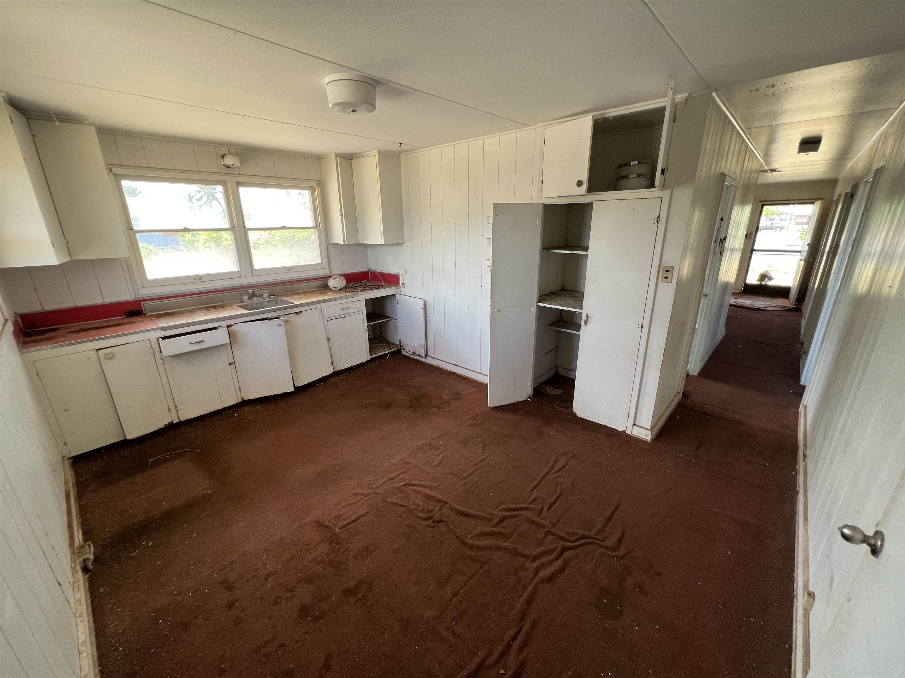 258  Kamehameha V Hwy , Molokai home - photo 11 of 16