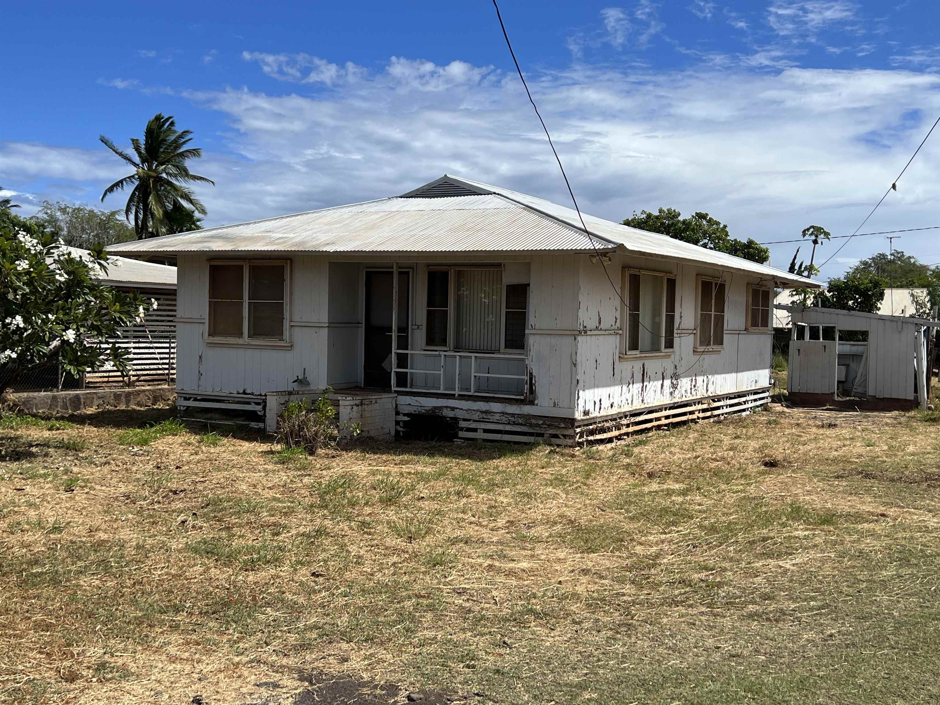 258  Kamehameha V Hwy , Molokai home - photo 3 of 16
