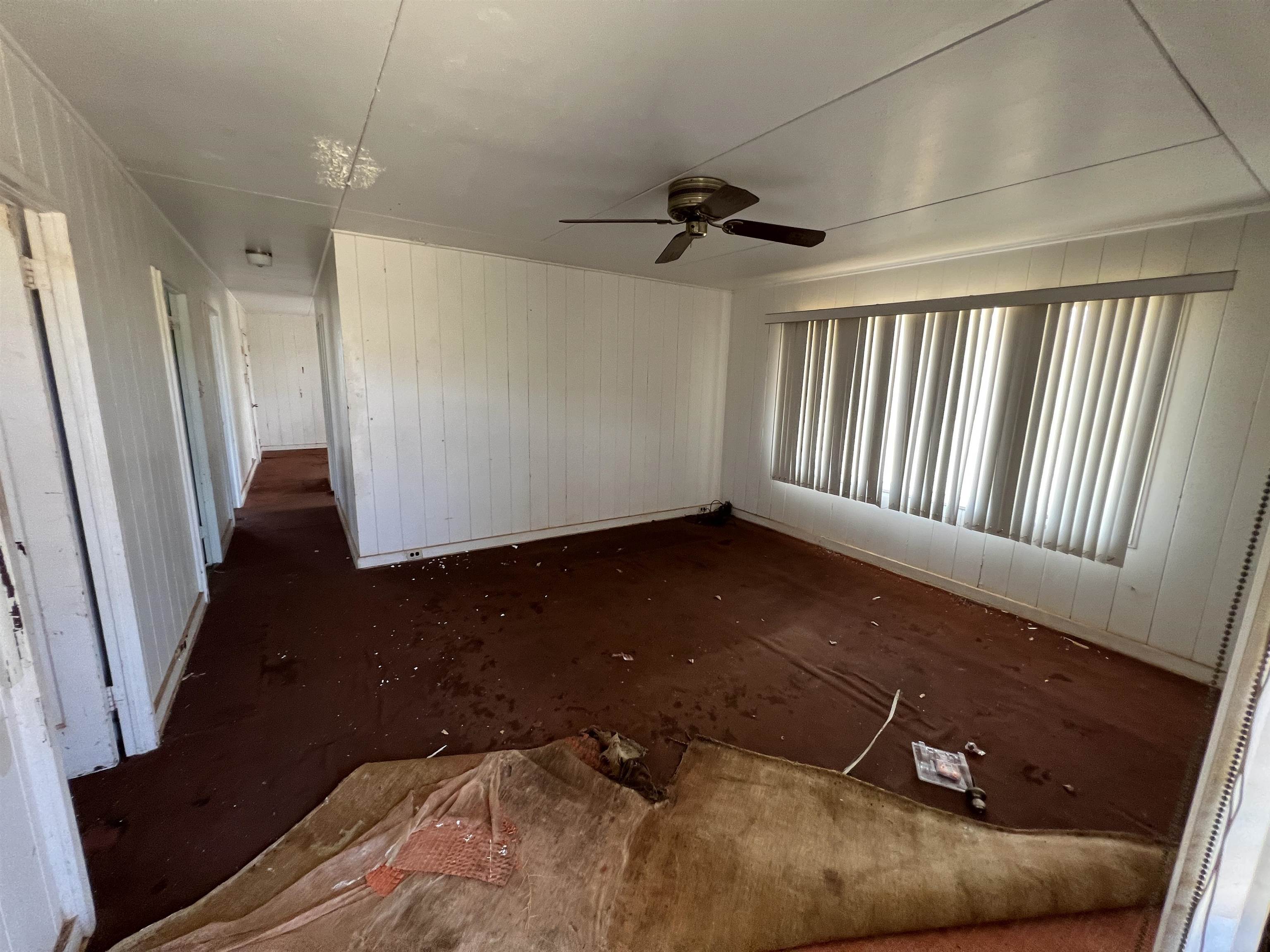 258  Kamehameha V Hwy , Molokai home - photo 4 of 16