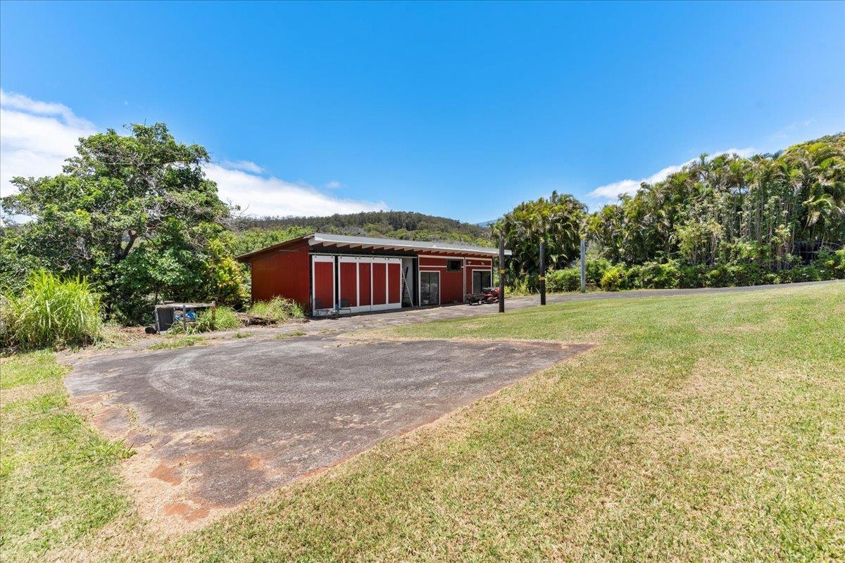 2597  Kaupakalua Rd Haiku, Haiku home - photo 45 of 50