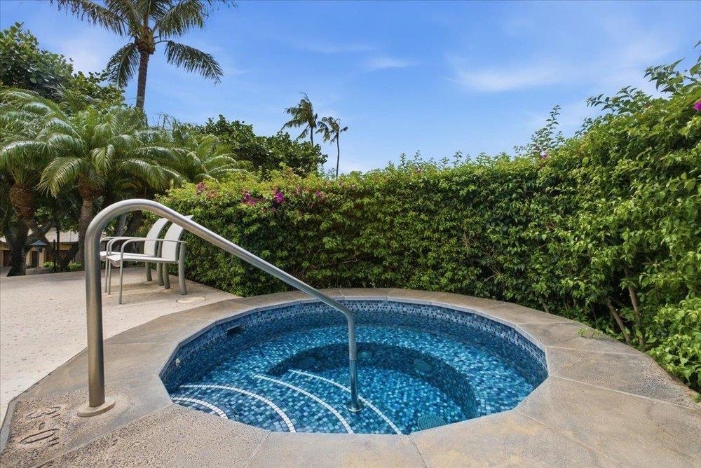 Coconut Grove condo # G26, Lahaina, Hawaii - photo 42 of 50