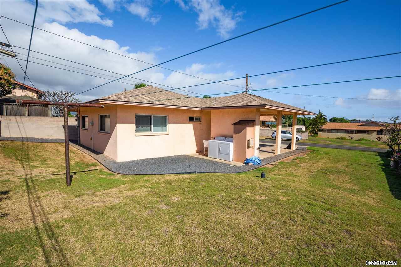 260  Niihau St , Kahului home - photo 3 of 22