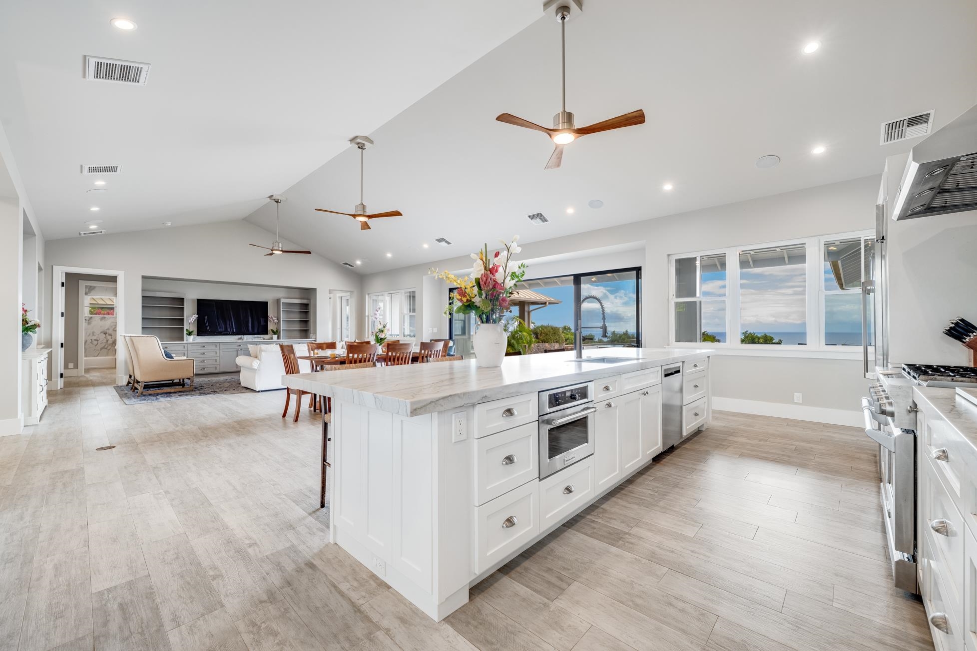 2600  Aina Mahiai St Ka'anapali Coffee Farms, Kaanapali home - photo 4 of 50