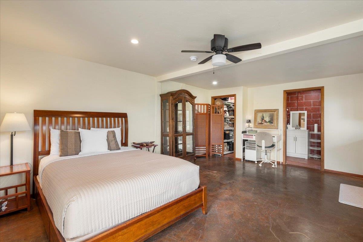 2609  Kahekili Hwy Waihee, Wailuku home - photo 29 of 50