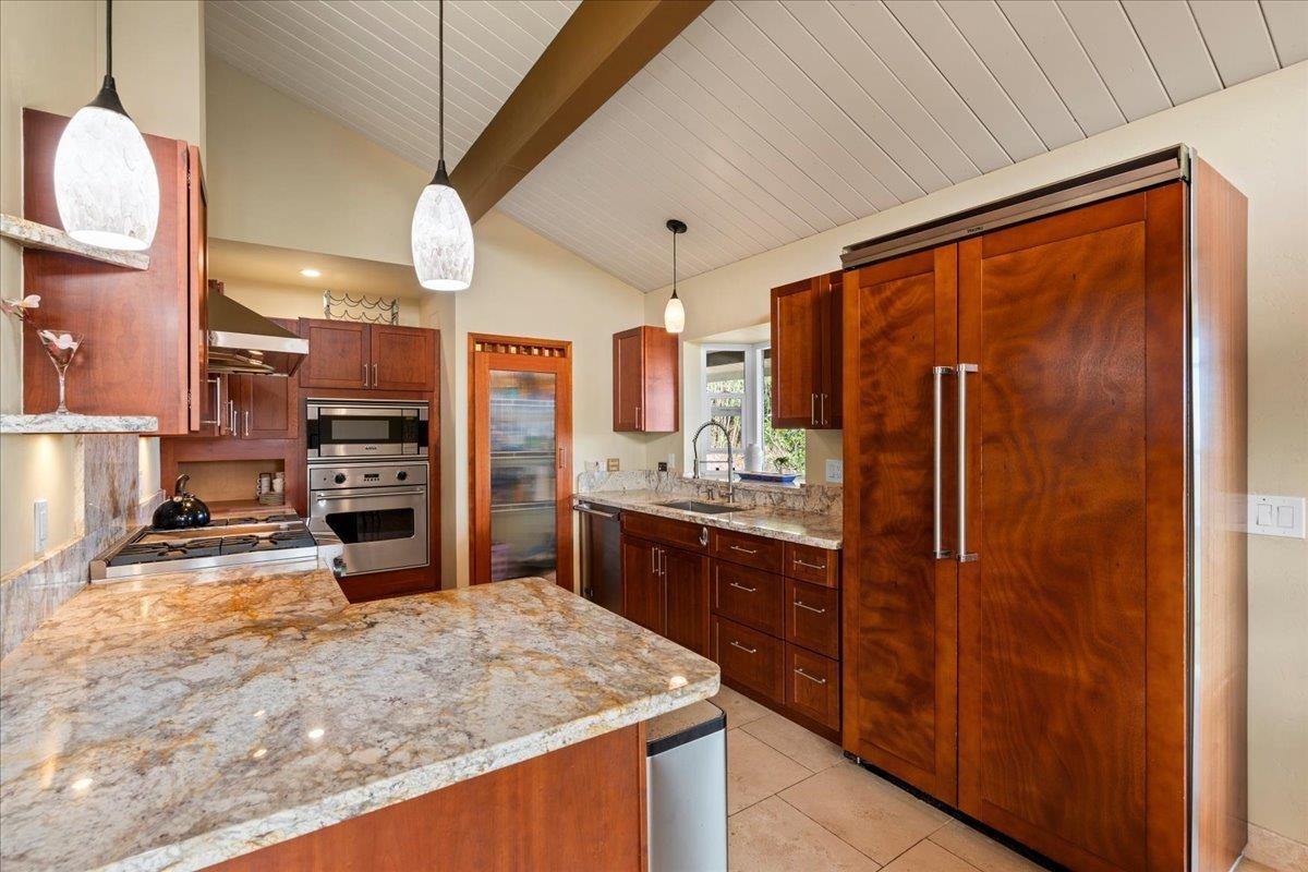 2609 Kahekili Hwy Waihee  - photo 8 of 50