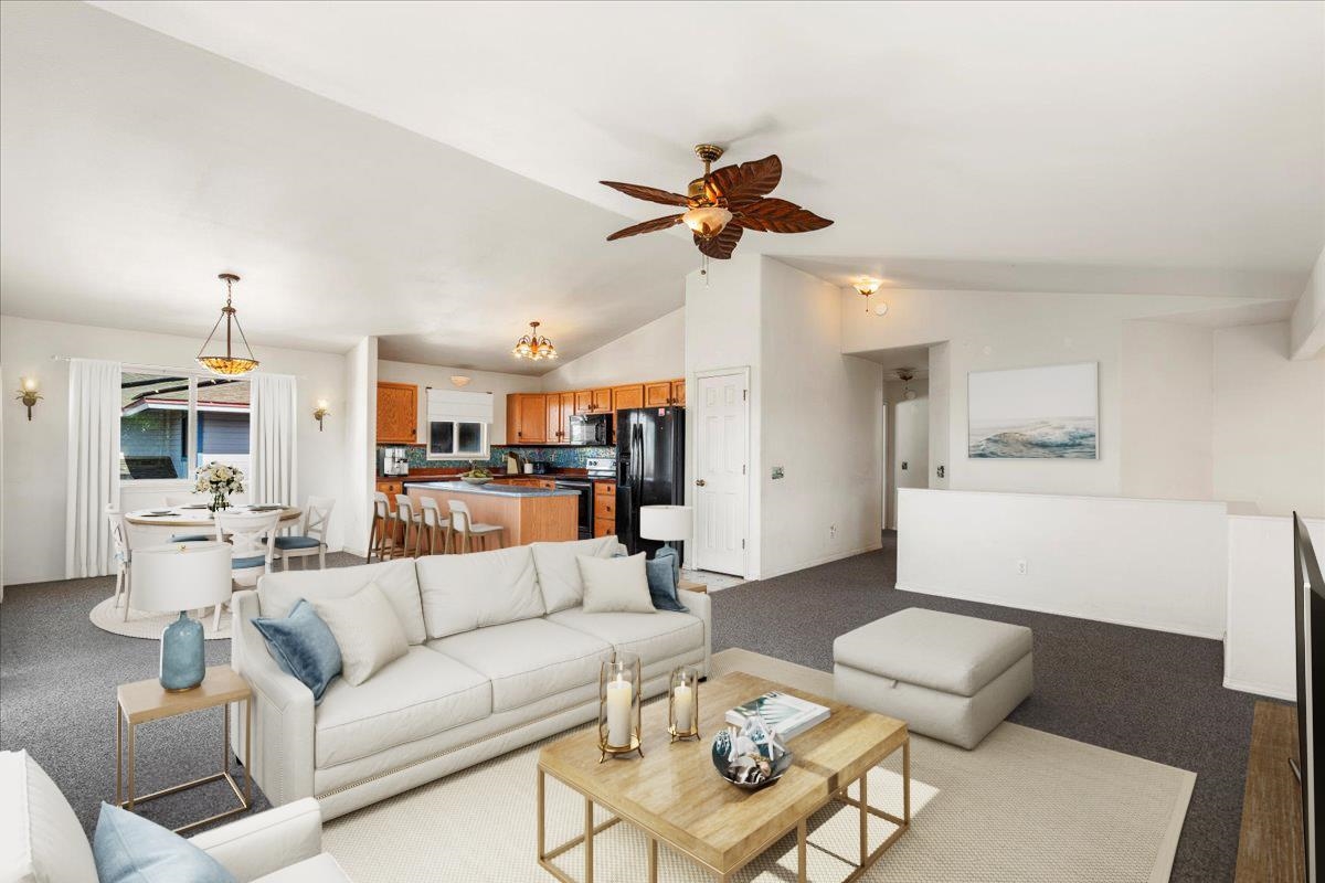 261  Palanehe St , Kihei home - photo 13 of 44