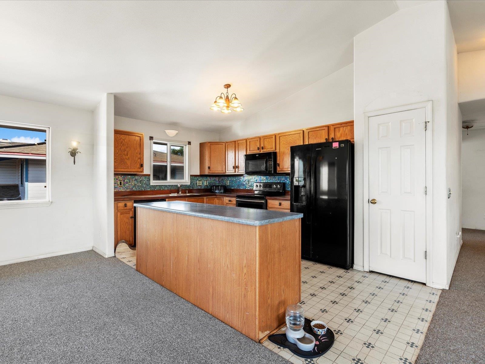 261  Palanehe St , Kihei home - photo 20 of 44