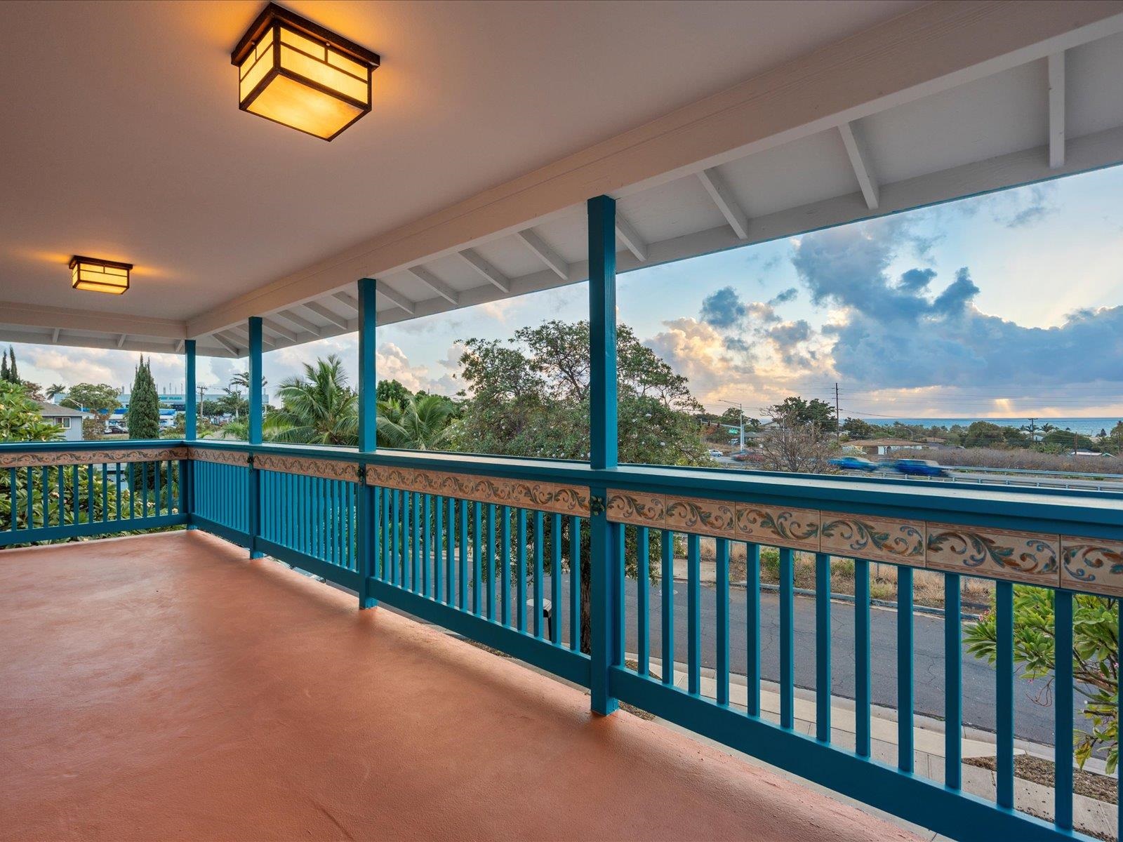 261  Palanehe St , Kihei home - photo 4 of 44