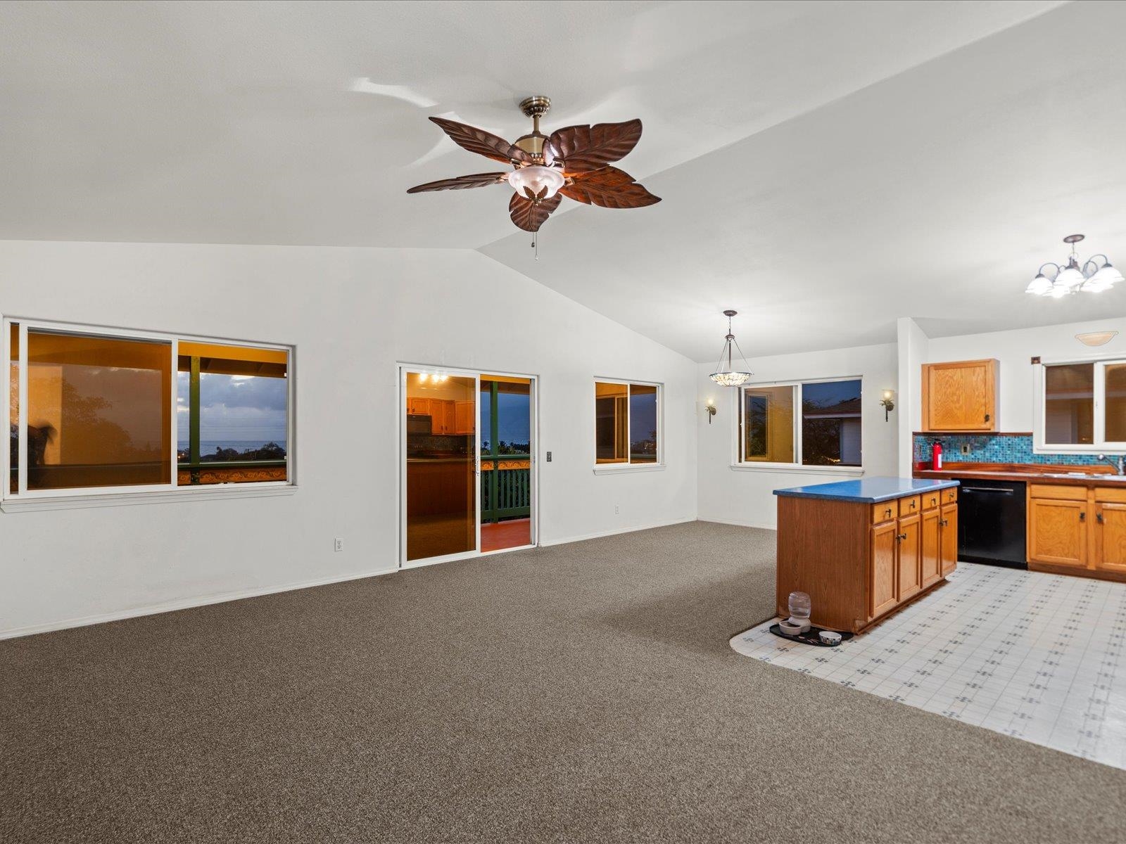 261  Palanehe St , Kihei home - photo 5 of 44