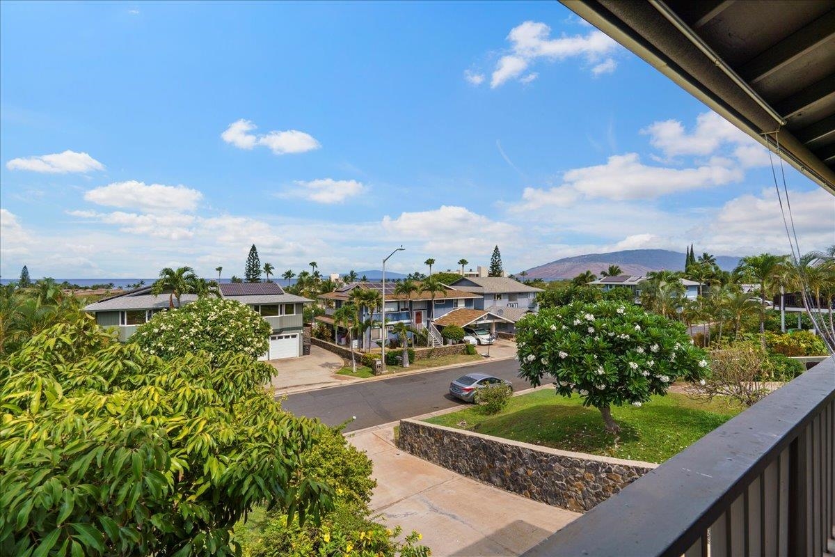 2611  Mikoi Pl Keonekai, Kihei home - photo 4 of 47