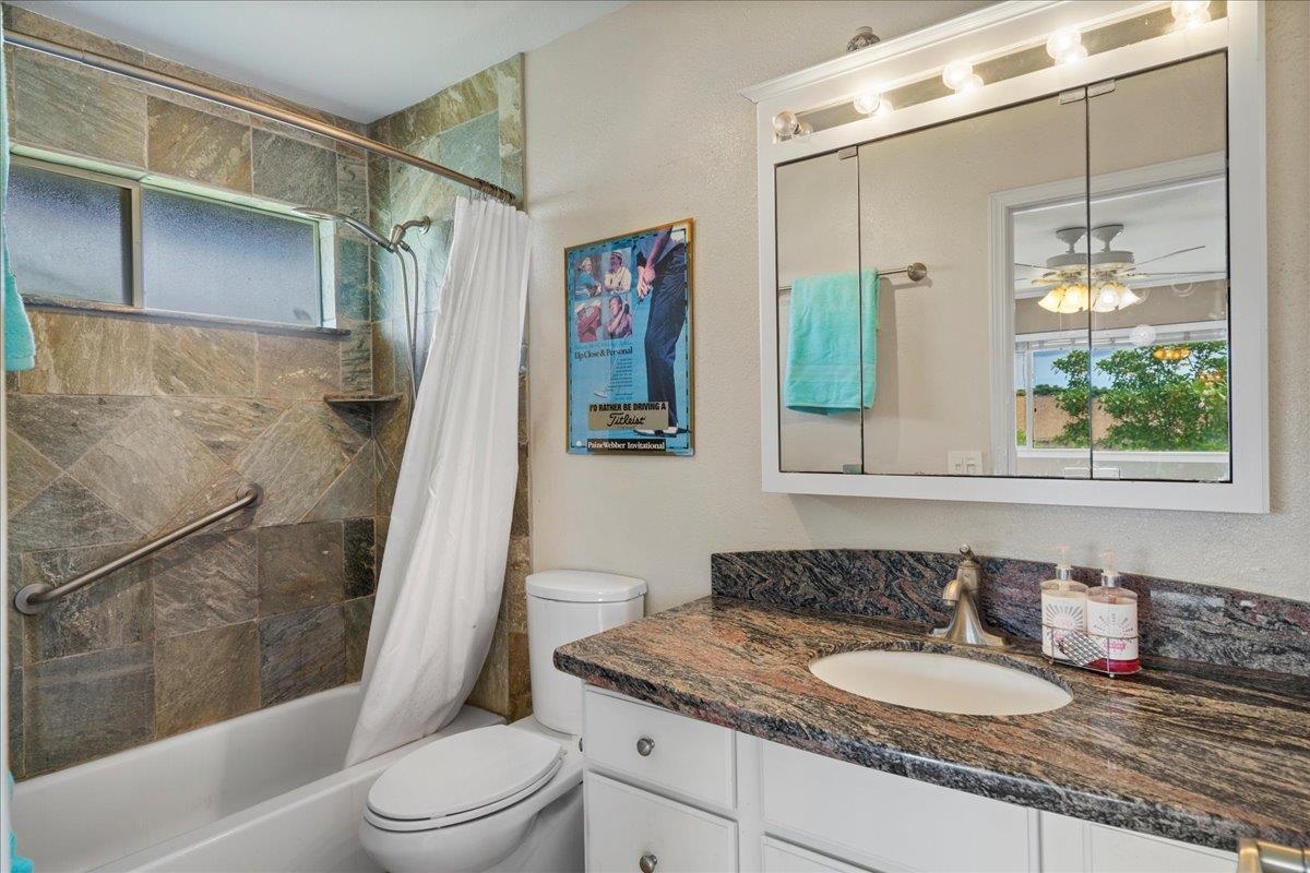 2611  Mikoi Pl Keonekai, Kihei home - photo 32 of 47