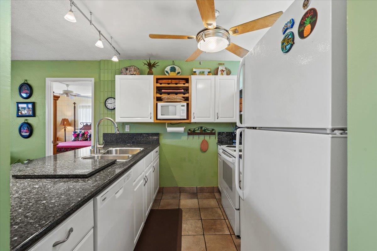 Haleakala Shores condo # B-201, Kihei, Hawaii - photo 10 of 34
