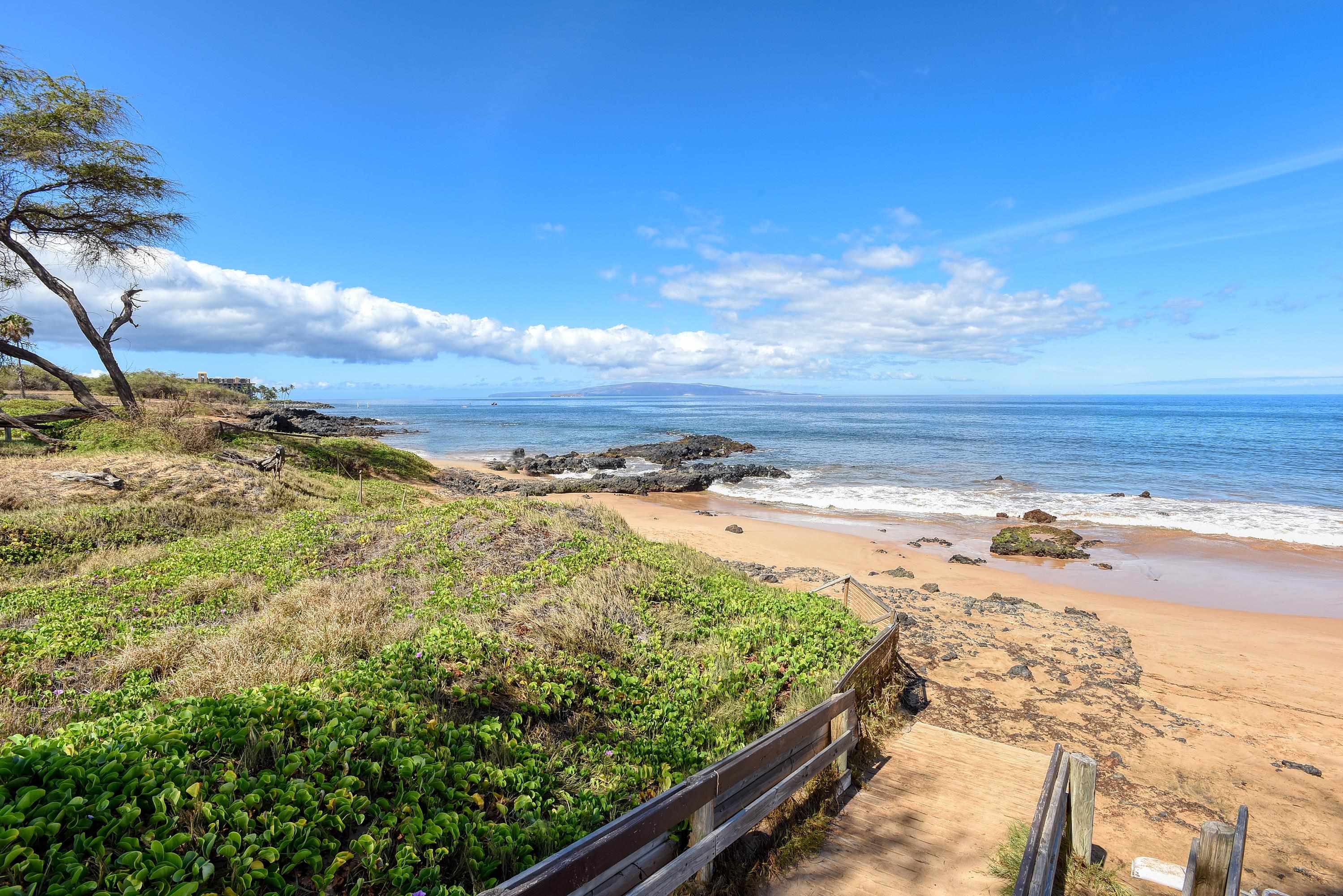 Haleakala Shores condo # B412, Kihei, Hawaii - photo 43 of 45