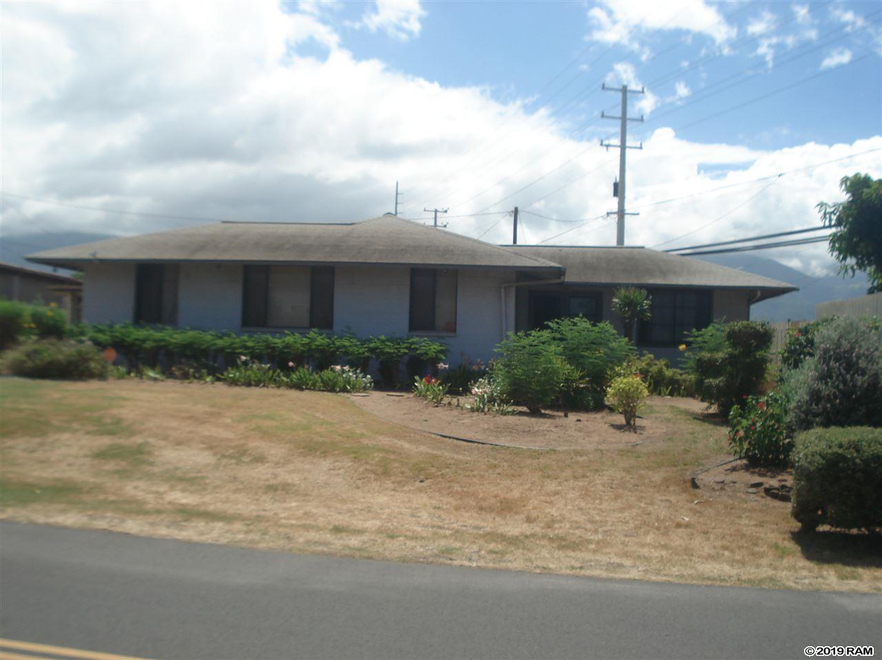 262  Kaulawahine St , Kahului home - photo 3 of 6