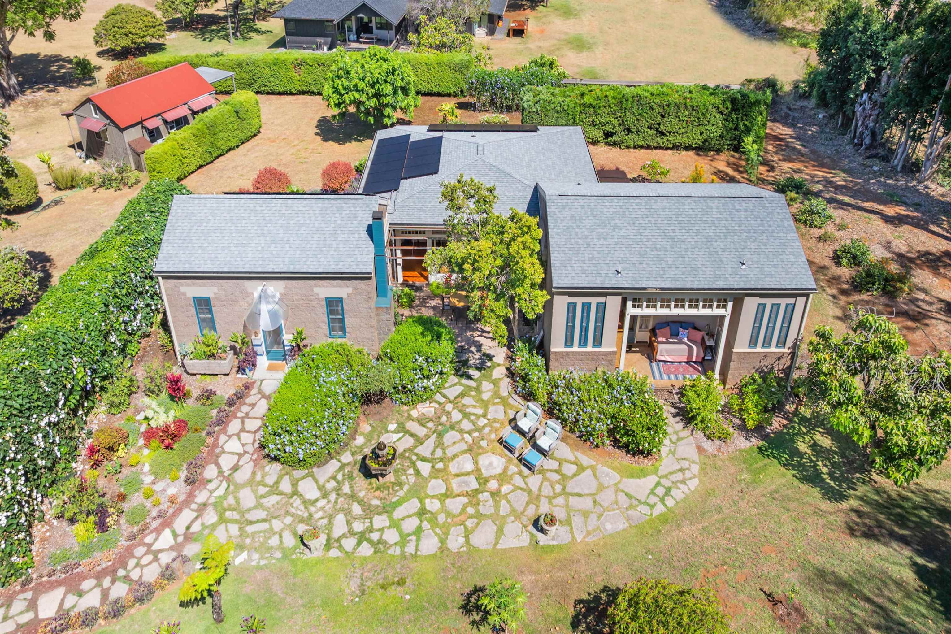 2625  Kokomo Rd , Haiku home - photo 5 of 50