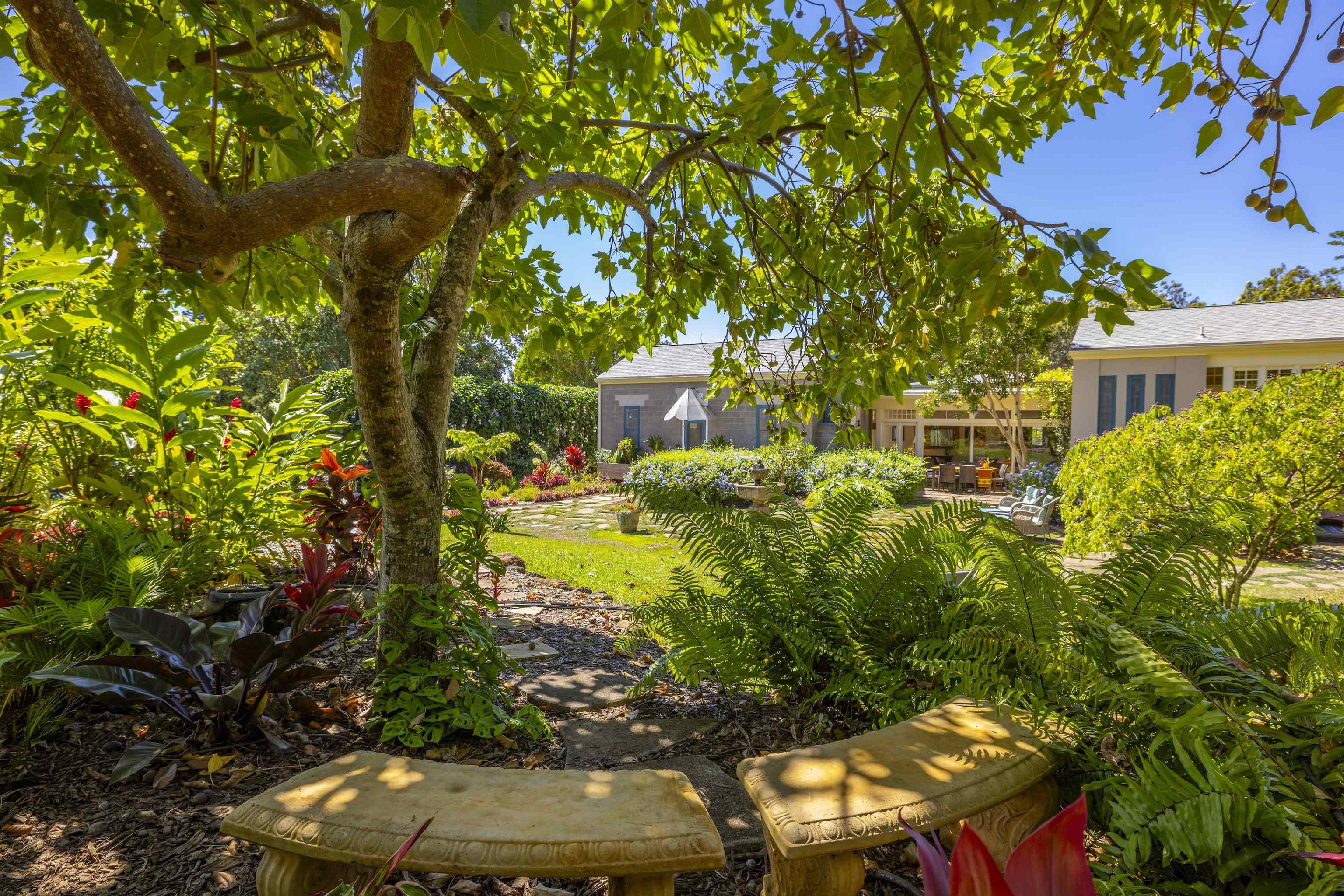 2625  Kokomo Rd , Haiku home - photo 42 of 50