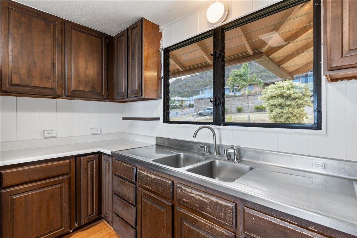 263  Alu Rd Old Wailuku Heights, Wailuku home - photo 15 of 43