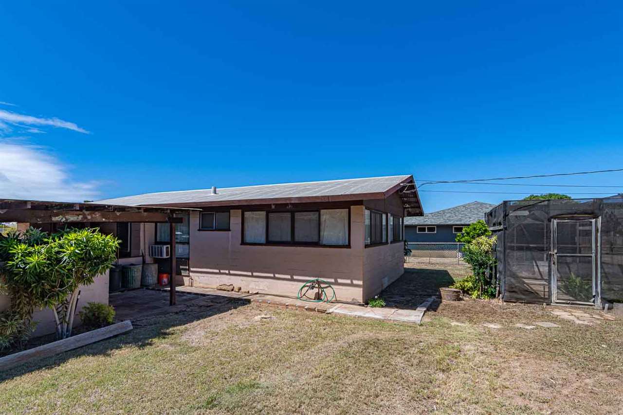 263  Kauai St Kahului Elemantary, Kahului home - photo 6 of 30
