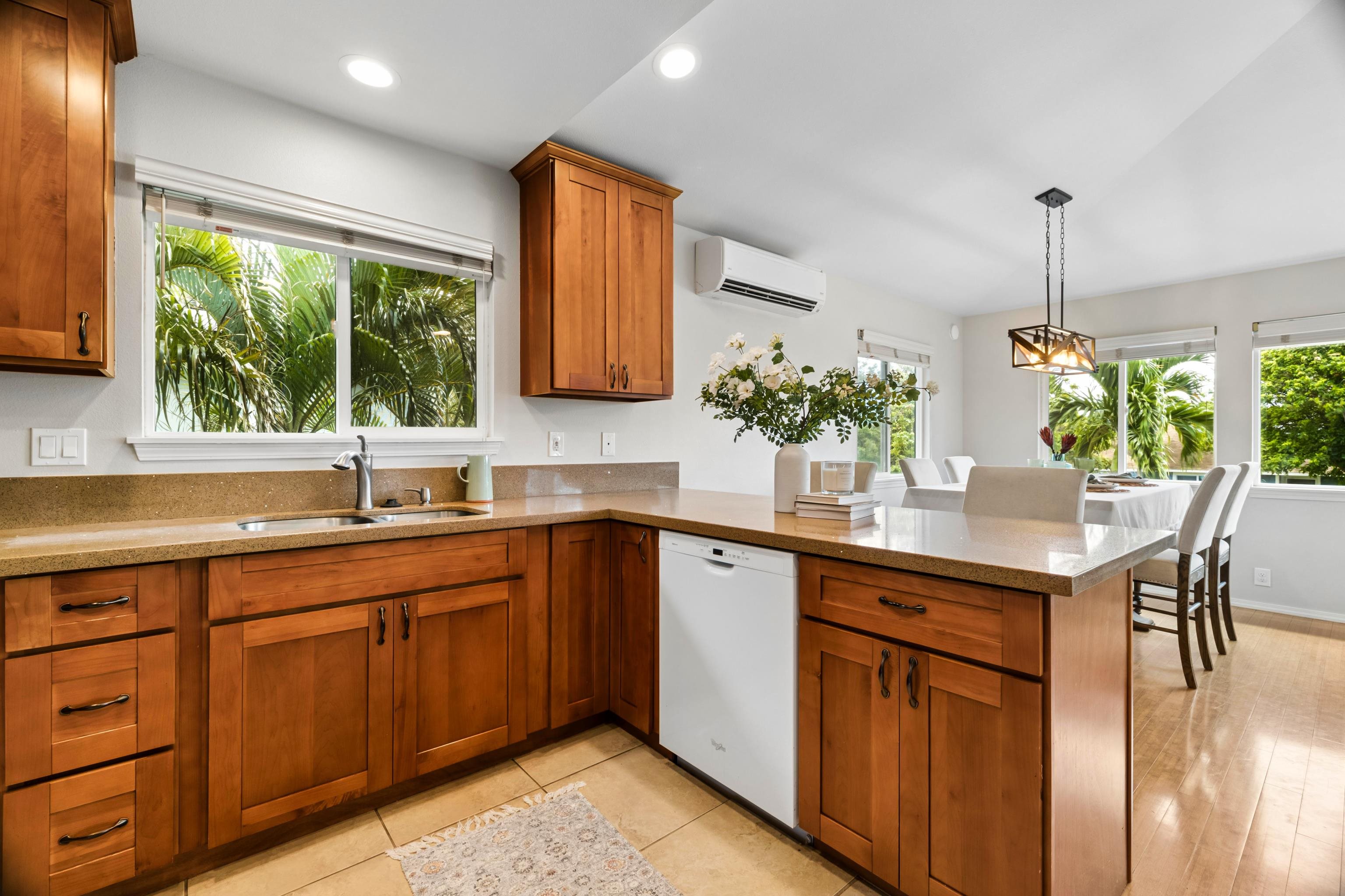 264  Kawailani Cir Piilani Village, Kihei home - photo 12 of 36
