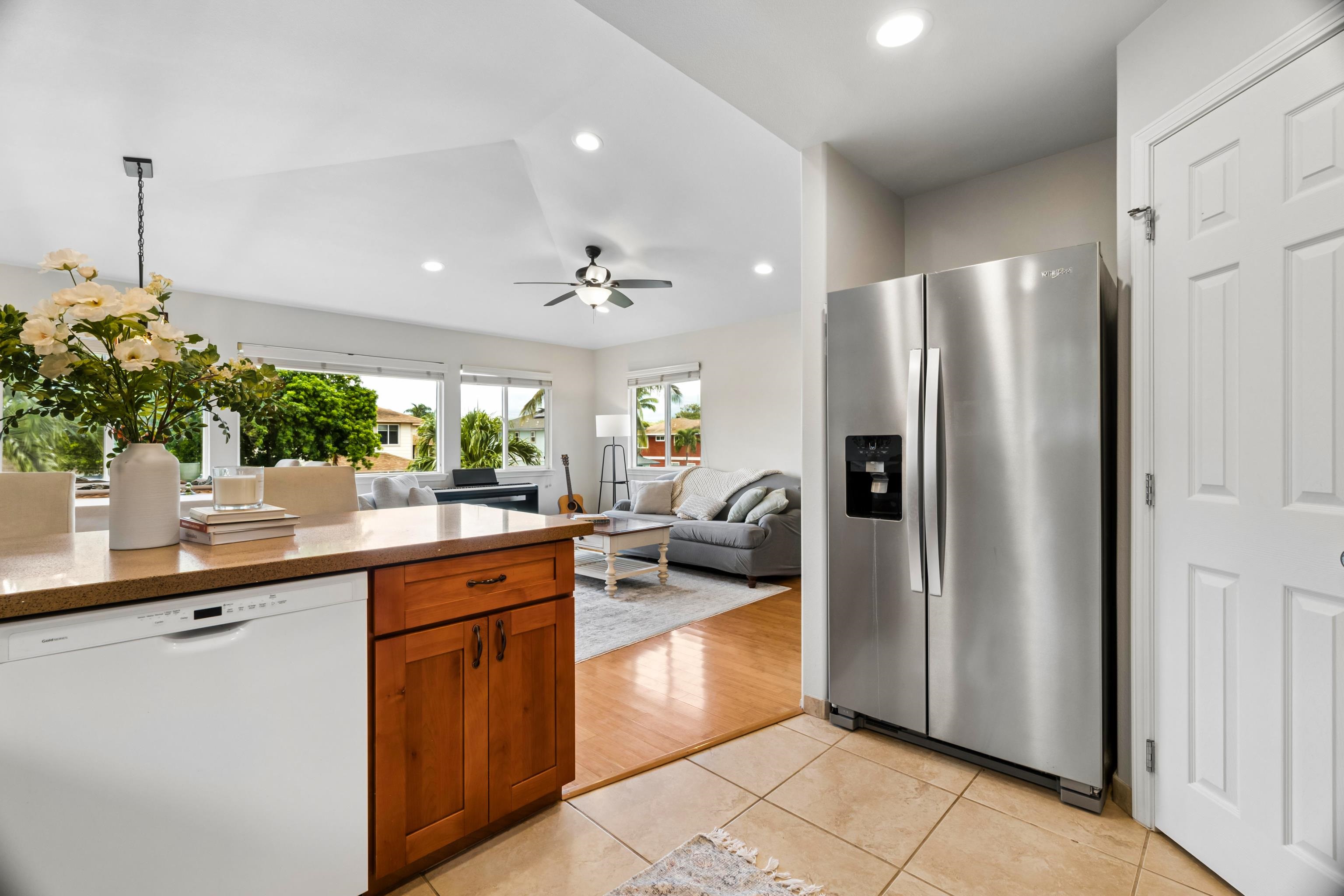 264  Kawailani Cir Piilani Village, Kihei home - photo 10 of 36