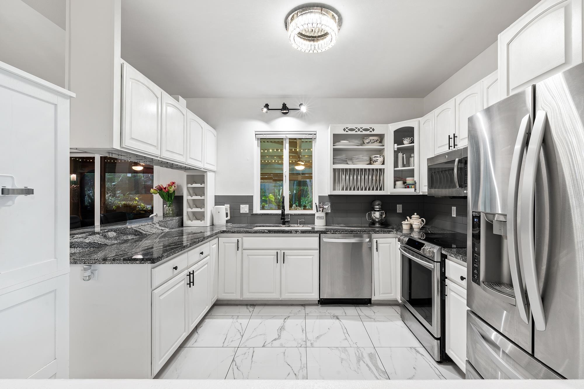 264  Palanehe St , Kihei home - photo 9 of 48