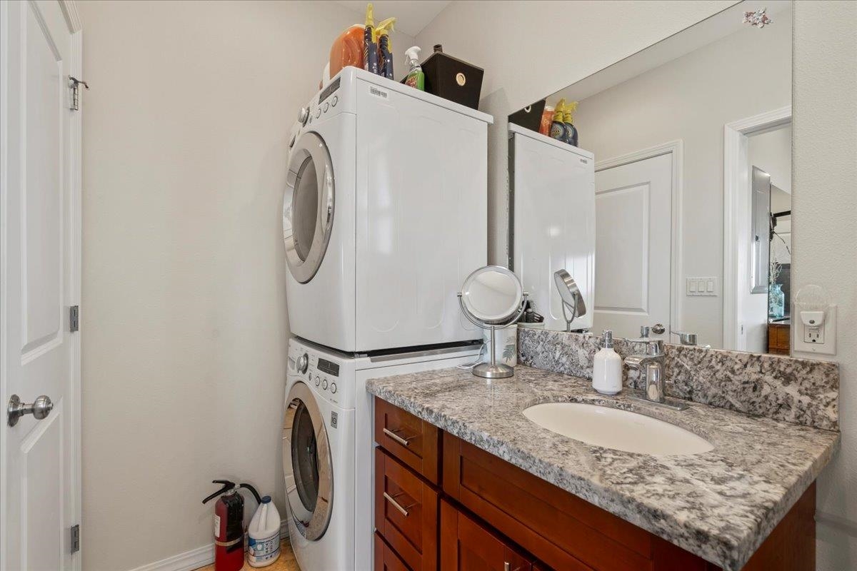 265  Kenolio Rd , Kihei home - photo 13 of 50