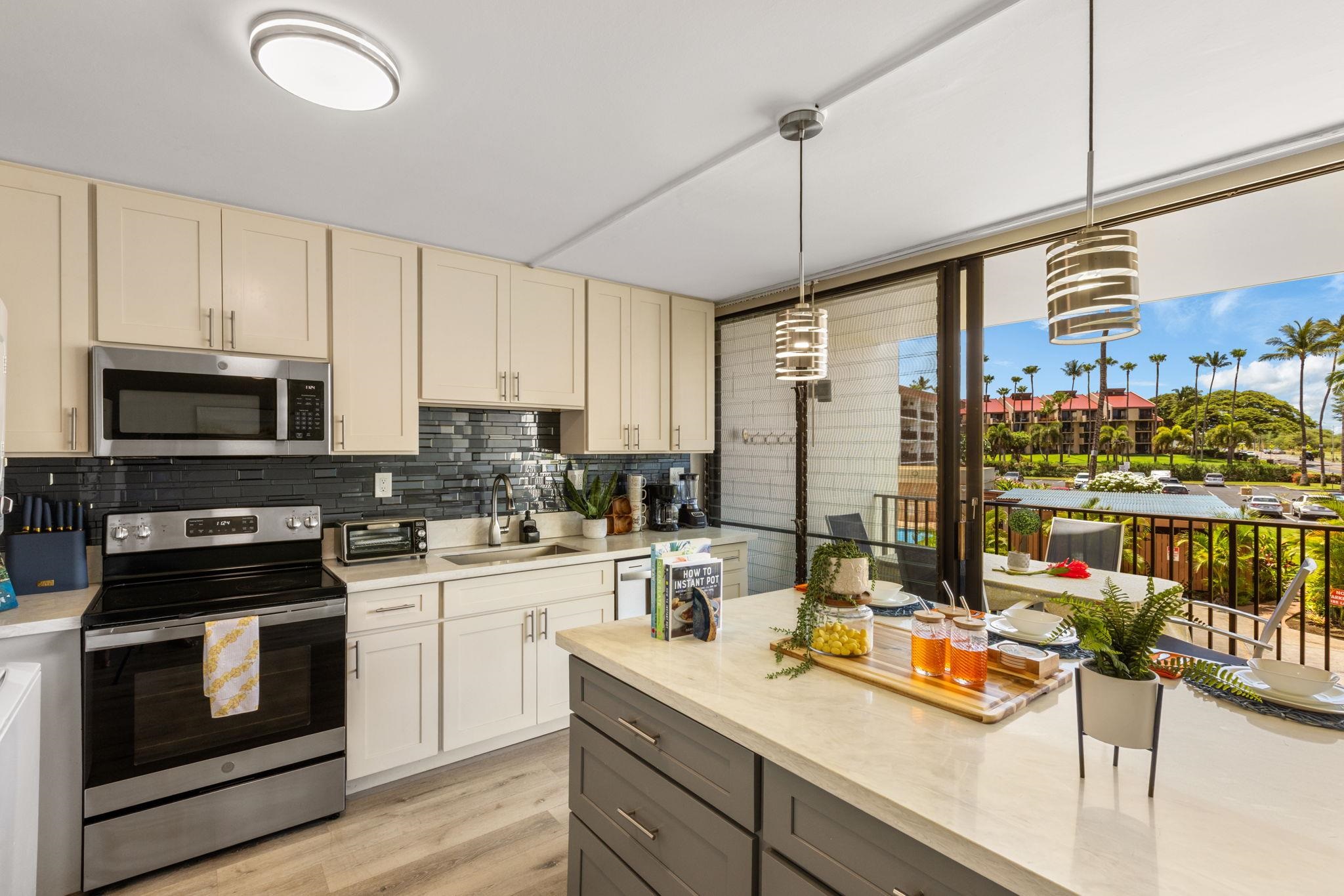 Maui Parkshore condo # 202, Kihei, Hawaii - photo 4 of 30