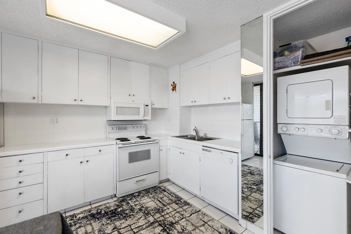 Maui Parkshore condo # 212, Kihei, Hawaii - photo 14 of 35