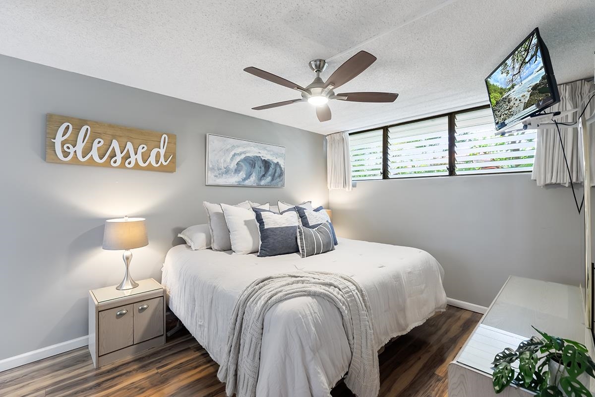 Maui Parkshore condo # 212, Kihei, Hawaii - photo 15 of 35