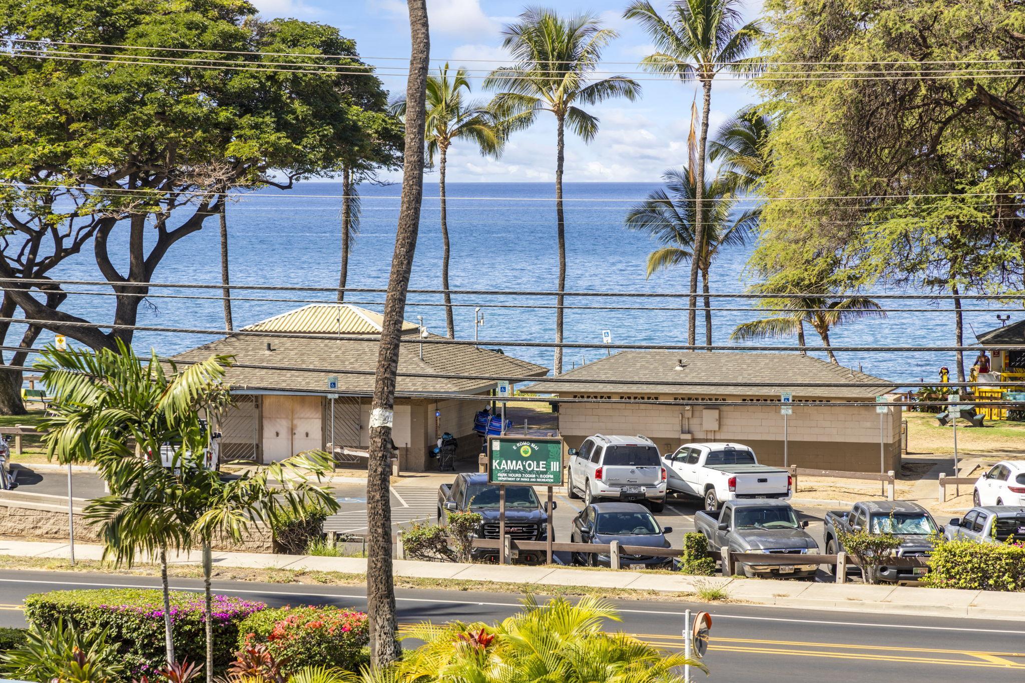 Maui Parkshore condo # 306, Kihei, Hawaii - photo 3 of 44