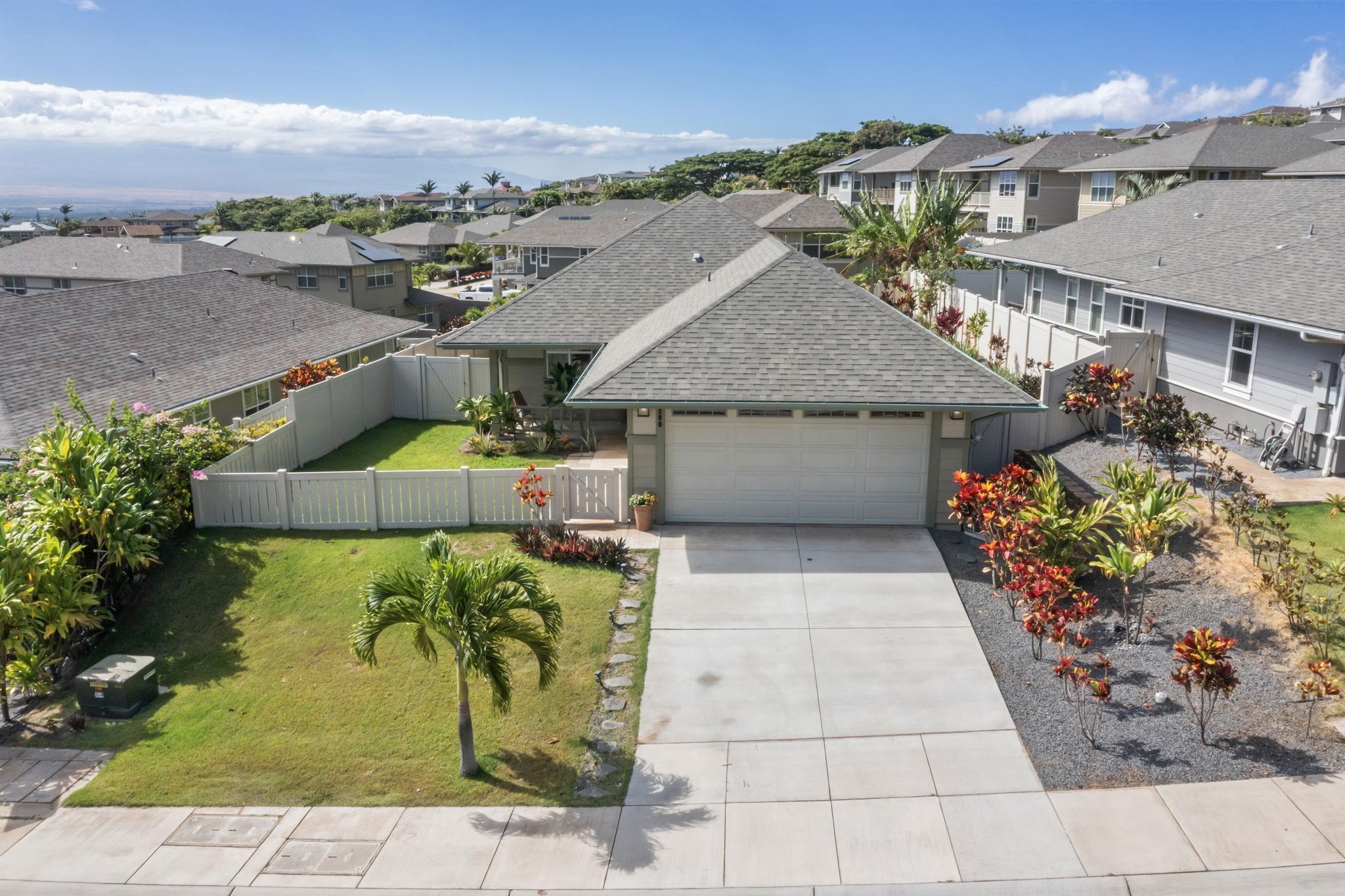266  Puaehu St Kehalani, Wailuku home - photo 2 of 47