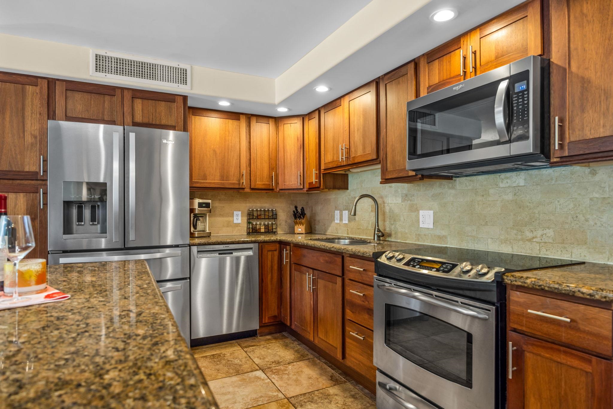 Maui Eldorado I condo # C-103, Lahaina, Hawaii - photo 2 of 50