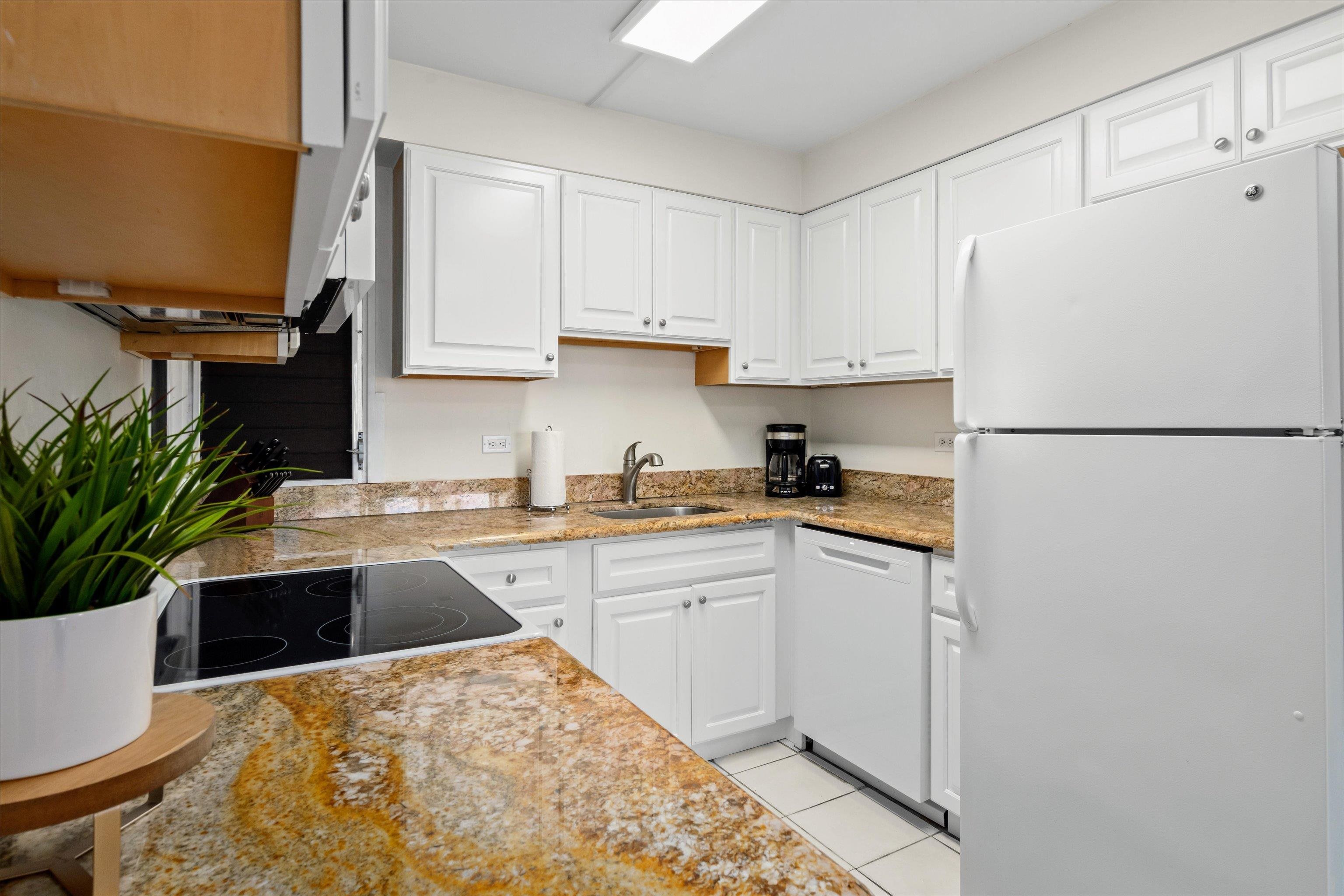 Maui Eldorado I condo # D103, Lahaina, Hawaii - photo 17 of 47