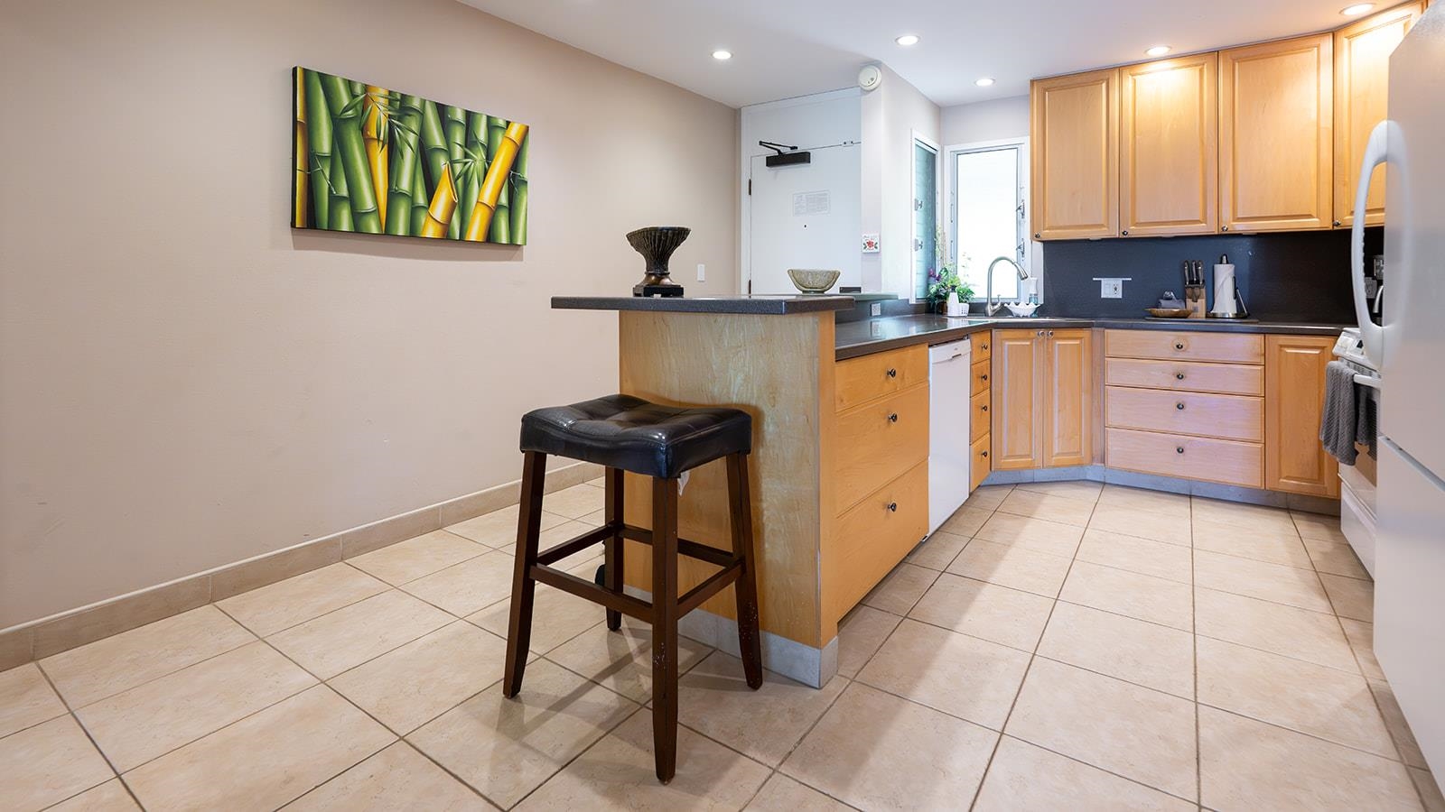 Maui Eldorado I condo # F-201, Lahaina, Hawaii - photo 11 of 50